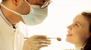 راه هایی برای داشتن خنده ای زیباتر راه هایی برای داشتن خنده ای زیباتر